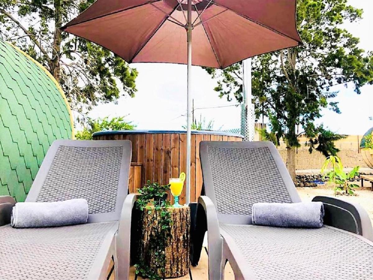Lykke Suite Spa Sauna Piscina Y Jardin Buzanada Buitenkant foto