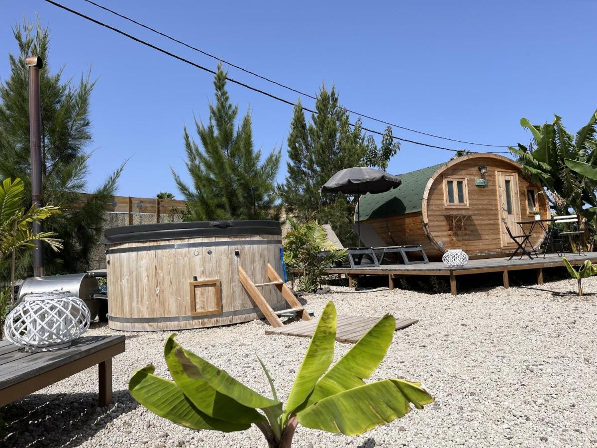 Lykke Suite Spa Sauna Piscina Y Jardin Buzanada Buitenkant foto