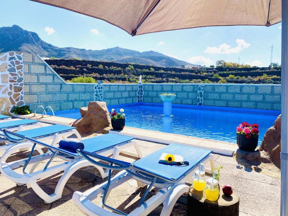 Lykke Suite Spa Sauna Piscina Y Jardin Buzanada Buitenkant foto