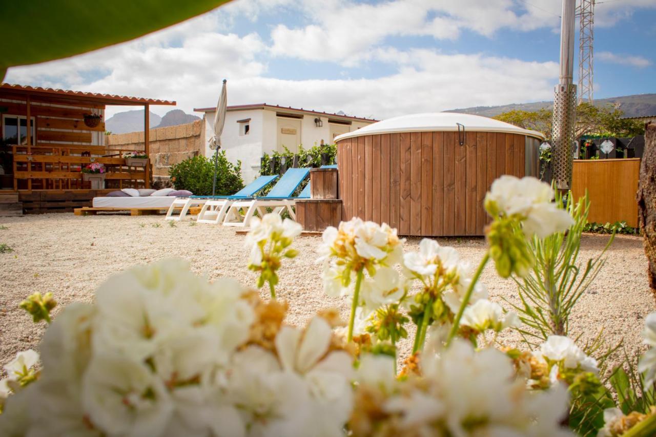 Lykke Suite Spa Sauna Piscina Y Jardin Buzanada Buitenkant foto